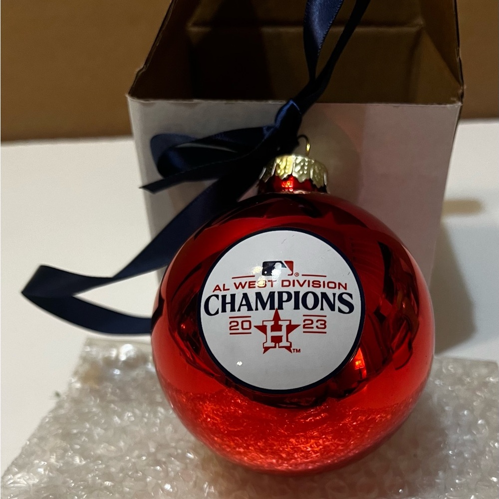 Houston Astros Christmas Ornament
Exclusive 2023 Western Division Champs Rare - Picture 3 of 3